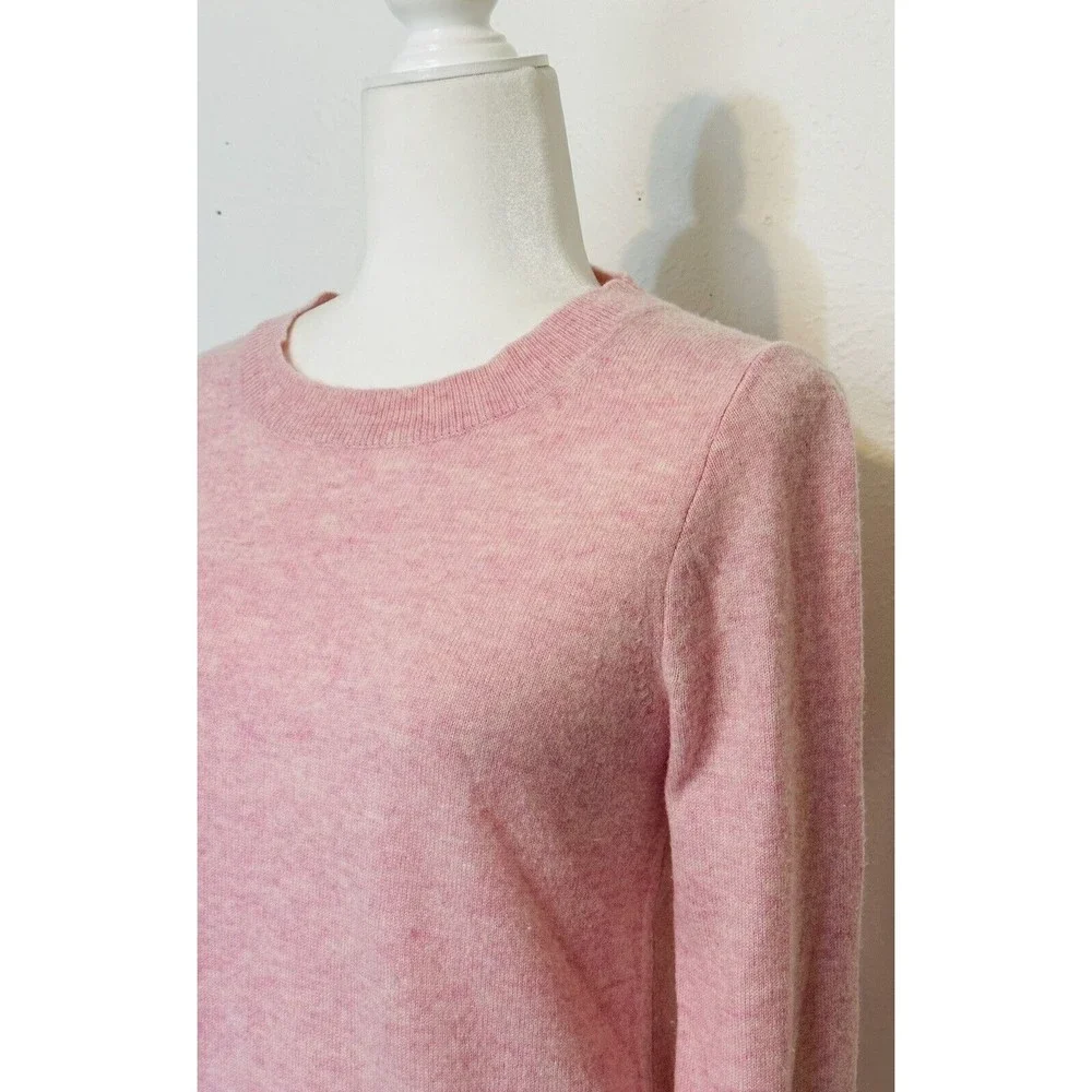 J. Crew Light Pink 100% Cashmere Sweater Size Medium - Picture 2 of 7